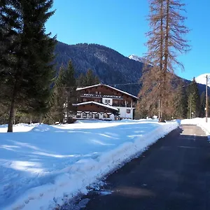 3* Отель Scoiattolo